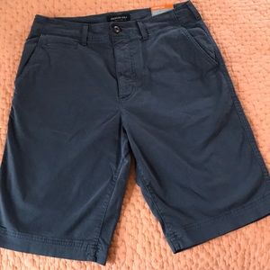 Men’s American Eagle shorts